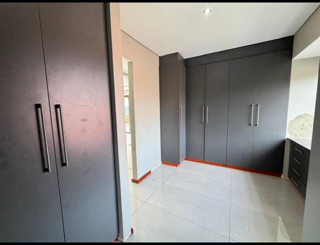 5 BEDROOM FREESTANDING TO LET IN HILLTOP PRIVATE ESTATE